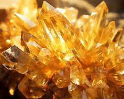 Đá Phong Thủy Mệnh Thổ Giúp Thu Hút Tài Lộc, May Mắn