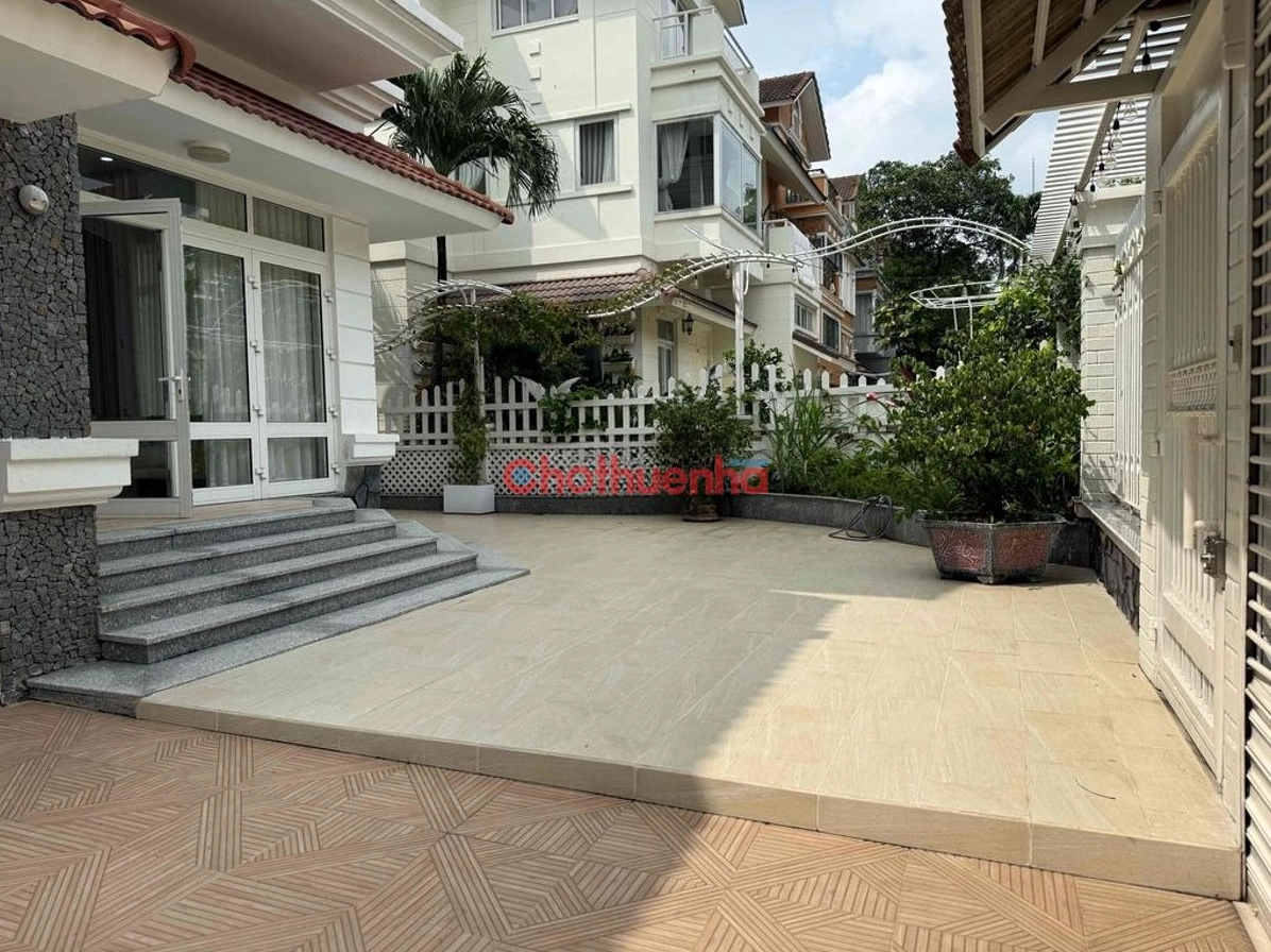 Cho thuê biệt thự với không gian sống riêng tư, đẳng cấp tại Quận 7