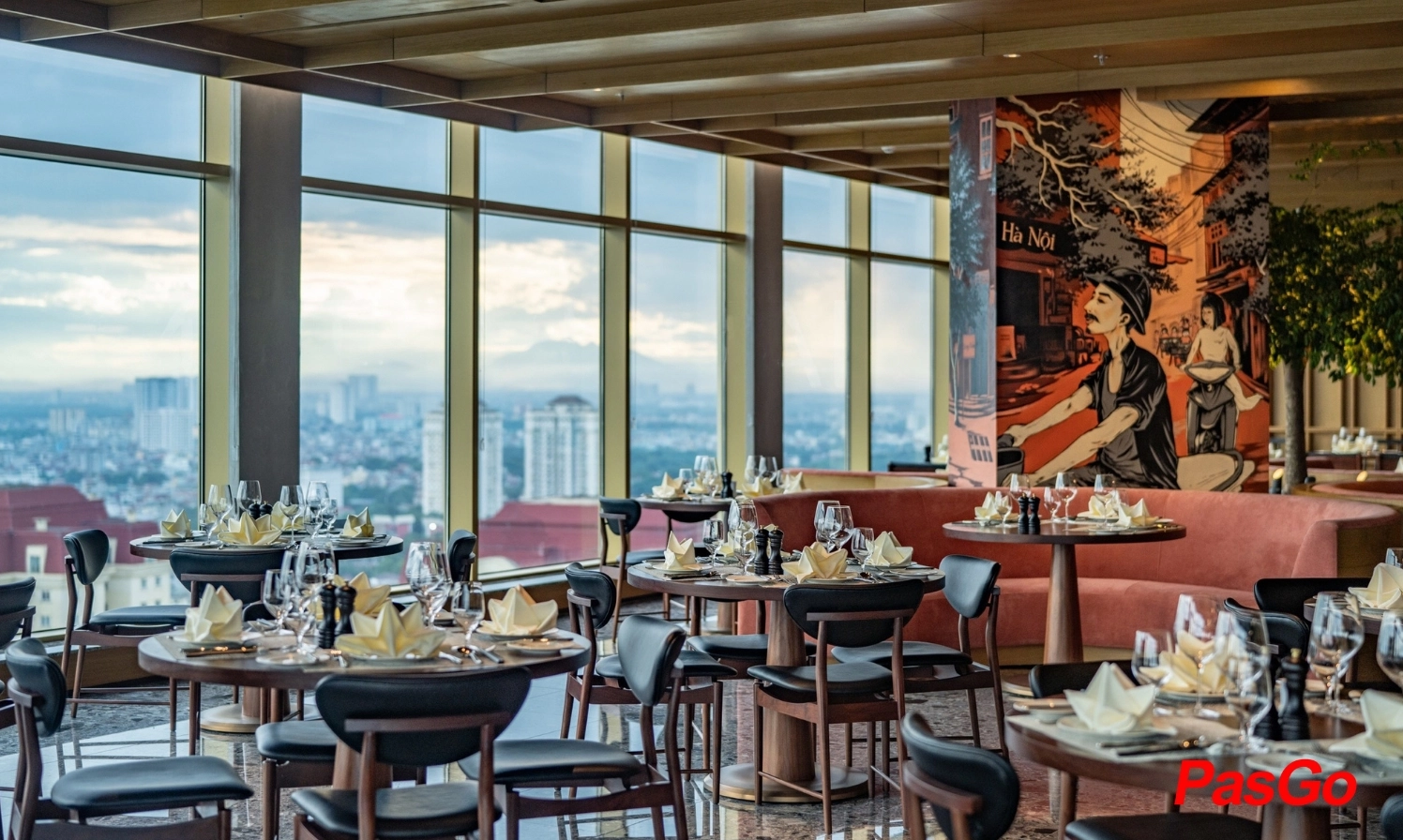 Chuỗi NH ở KS L7 West Lake Hanoi