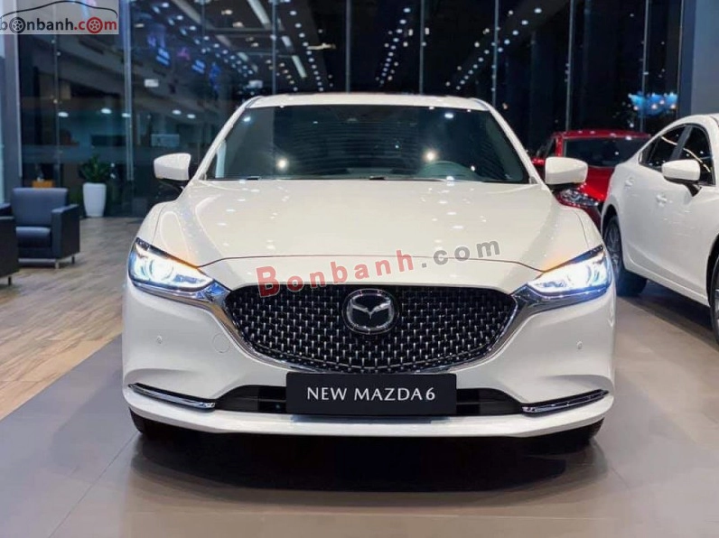 Đầu xe Mazda 6 2026
