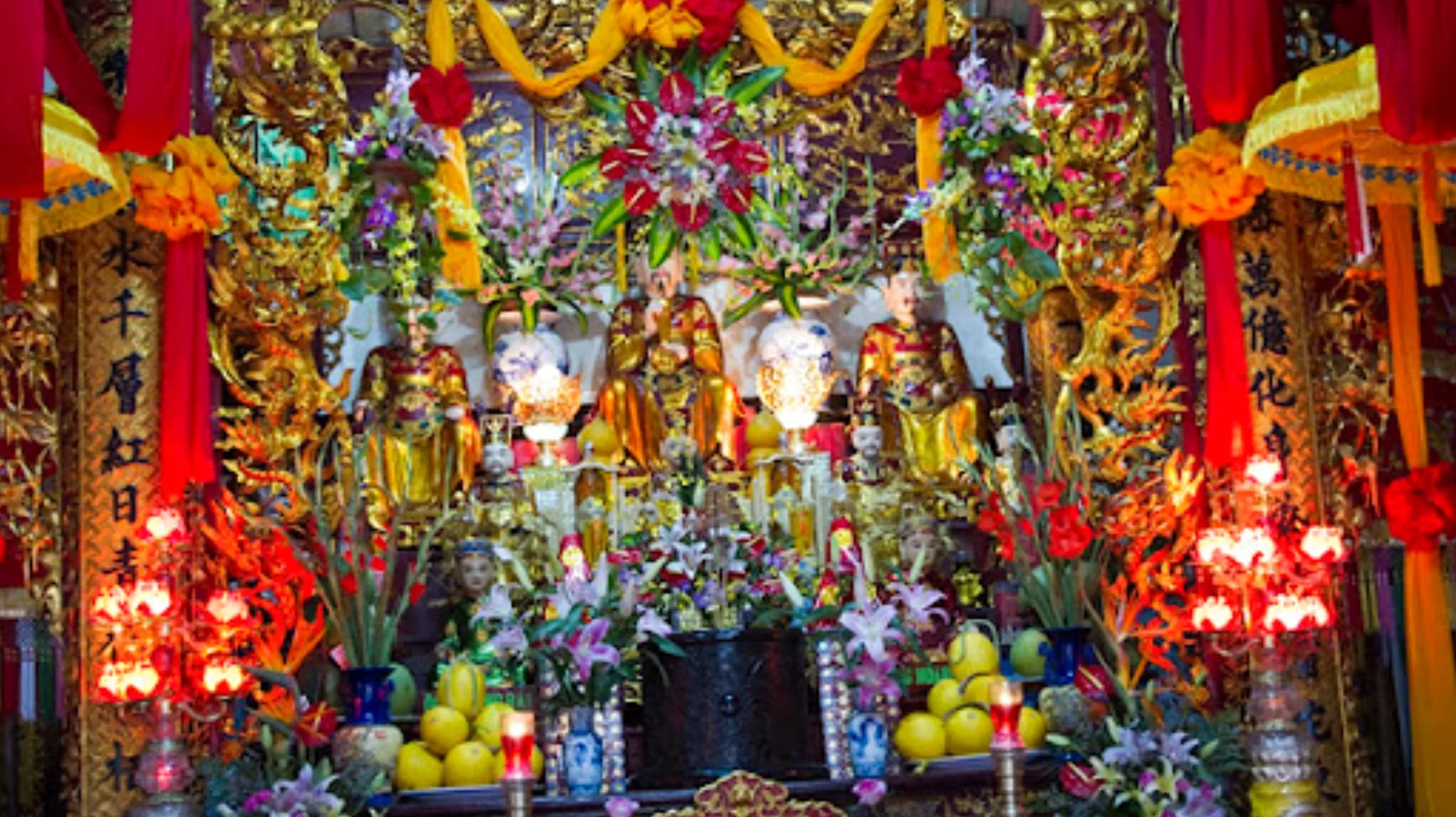 Lễ cúng Ban Công Đồng tại đền phủ