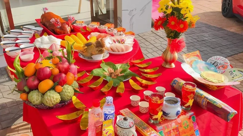 Lễ Tạ Đất Cúng Trong Nhà Hay Ngoài Sân? Chuẩn Phong Thủy 2026