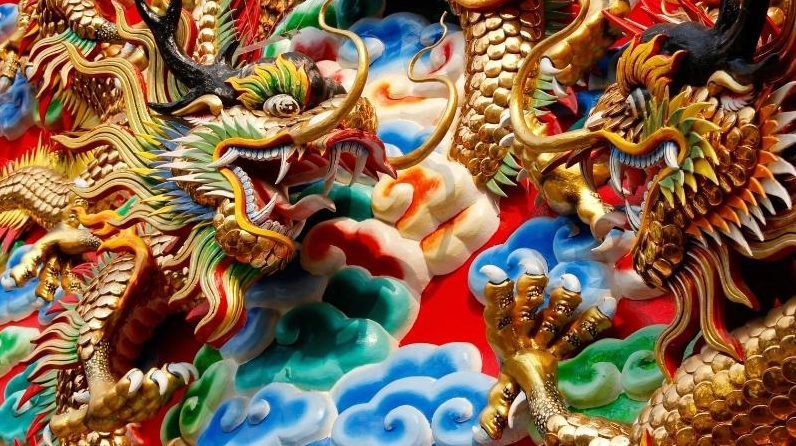 Màu sắc hợp với Canh Thìn 2000