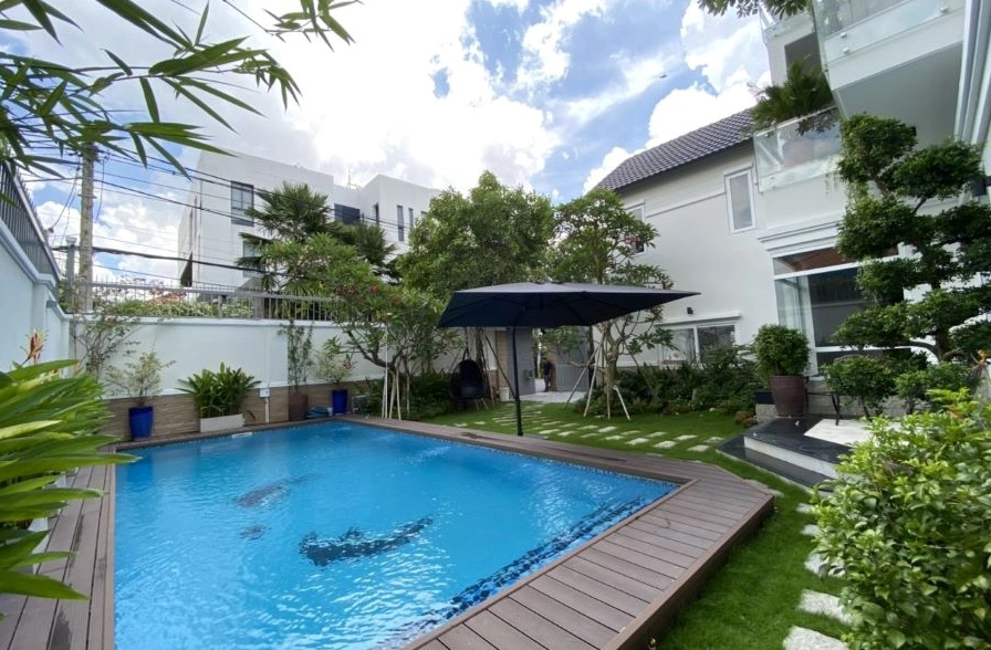 Một căn villa Thảo Điền điển hình đang được rao bán