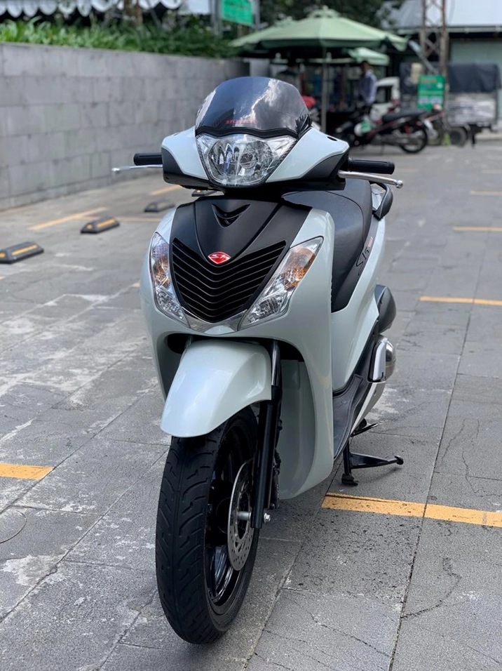 SH 150i Giá Bao Nhiêu? Cập Nhật Bảng Giá & Đánh Giá Chi Tiết Mới Nhất