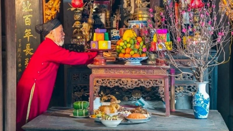 Tại sao chuyển bàn thờ cần có văn khấn?