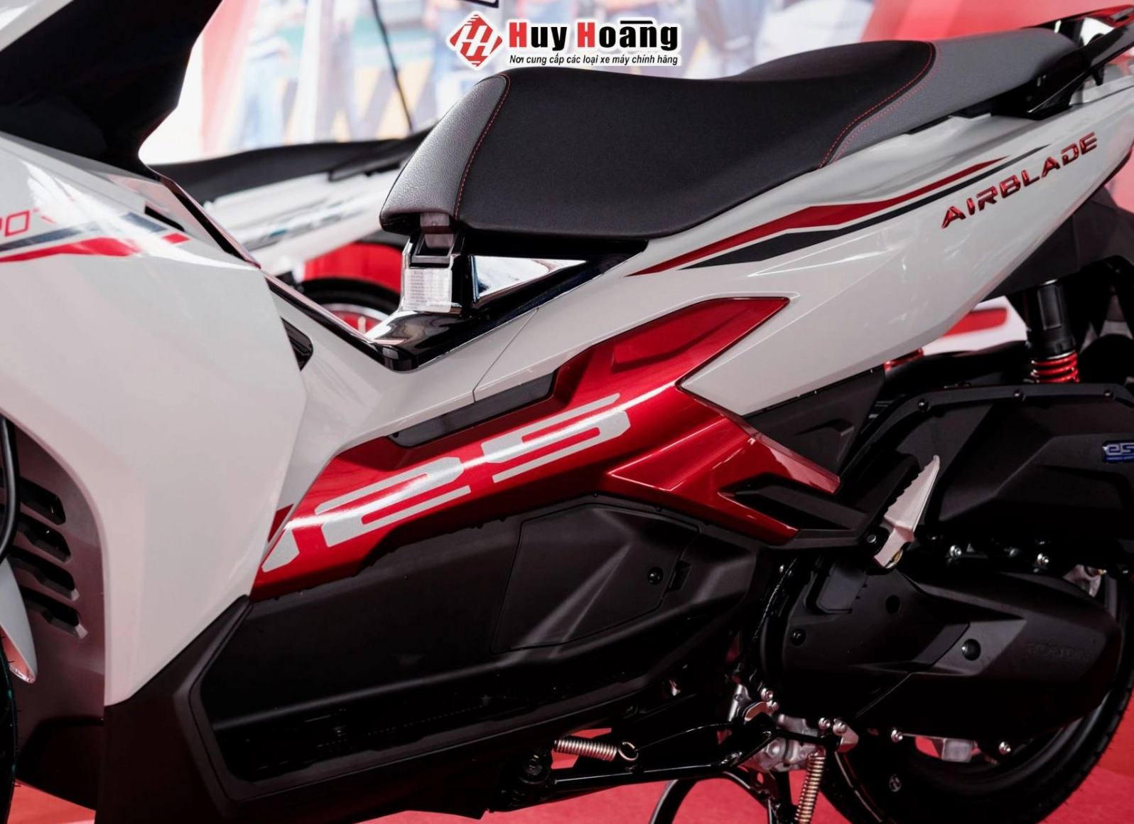 Thiết kế mạnh mẽ thể thao của Airblade 125