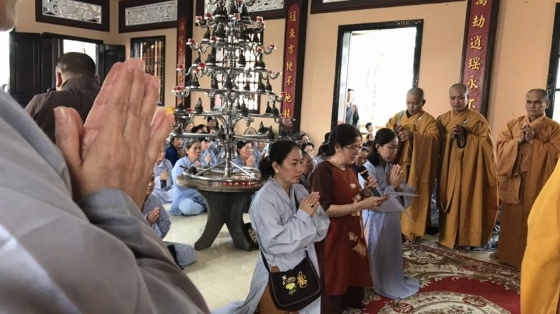 Văn khấn Tam Bảo