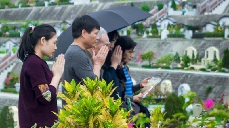 Văn khấn Tết thanh minh tại nghĩa trang