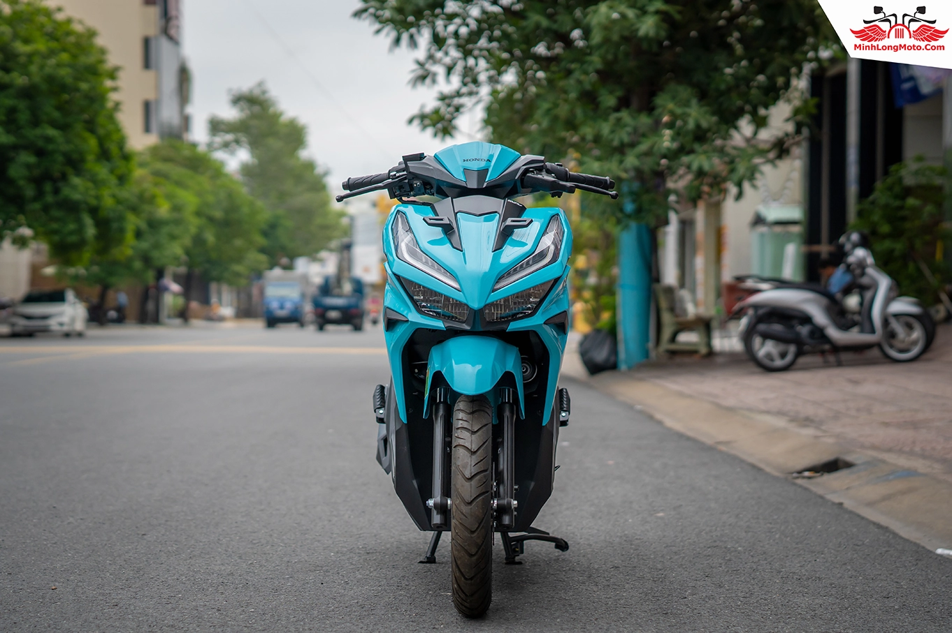 Vario 125 màu xanh ngọc cá tính