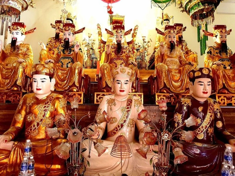 voh-van-khan-tu-phu-1