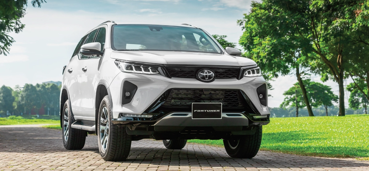 Xe Toyota Fortuner 7 chỗ
